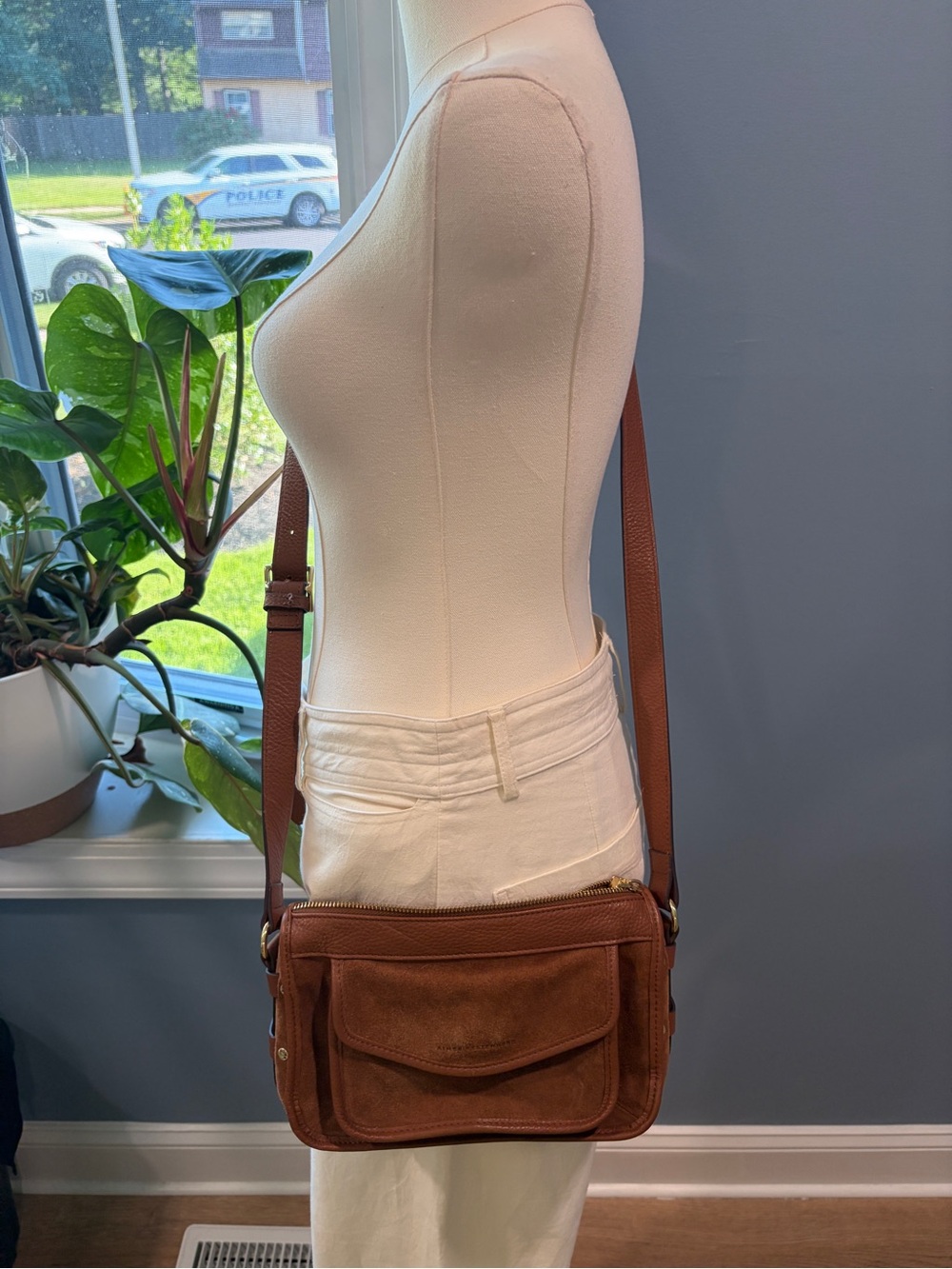 Aimee Kestenberg Brown Leather & Suede Crossbody Bag - Picture 4 of 11